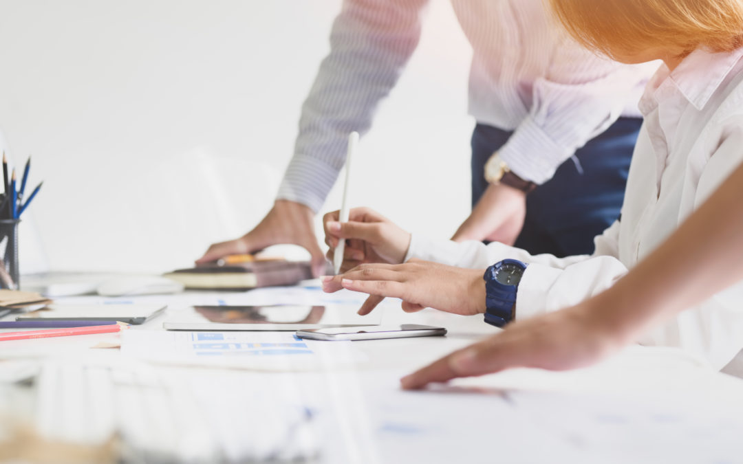 5 Tips to Reviewing Your Branding and Compliance for the New Year